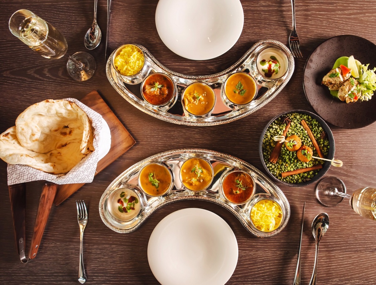 微風南山高樓景觀餐廳saffron 46 推出道地印式套餐thali Set Jazko
